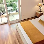 Apartment Refresh Boutique