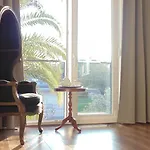 Refresh Boutique Apartment *