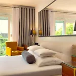 Refresh Boutique Vodice