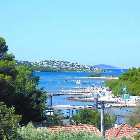 Refresh Boutique Apartment