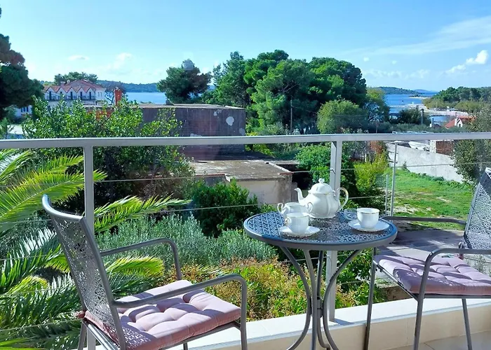 Refresh Boutique Apartment